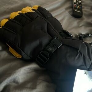 Snow gloves Skydeer brand new